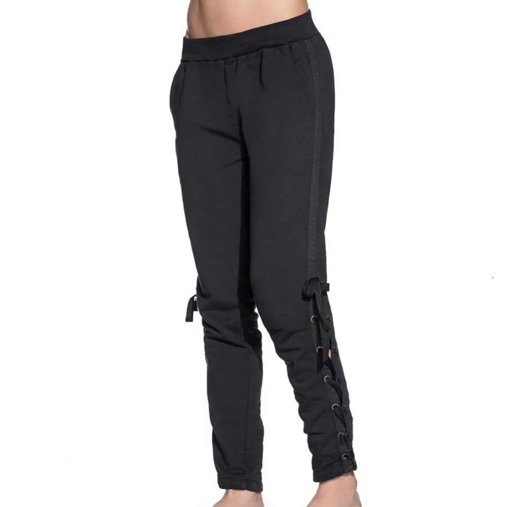 NWT maaji vacay black jogger